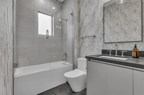 5765 SW 104th Terrace Cooper City FL 33328