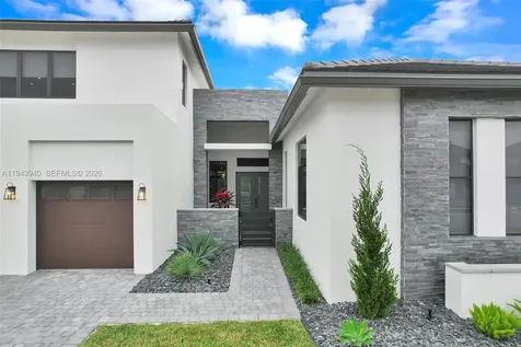 5765 SW 104th Terrace Cooper City FL 33328