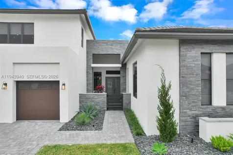 5765 SW 104th Terrace Cooper City FL 33328