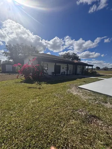 1525 Hendry Isles Boulevard Clewiston FL 33440