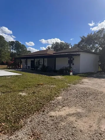1525 Hendry Isles Boulevard Clewiston FL 33440