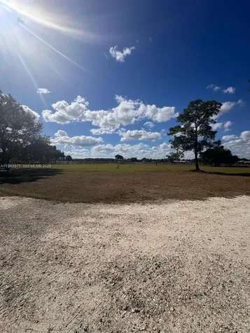 1525 Hendry Isles Boulevard Clewiston FL 33440