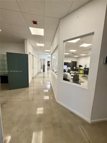 7620 NW 25th Street Miami FL 33122