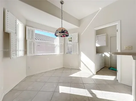 4874 Sabal Lake Sarasota FL 34238