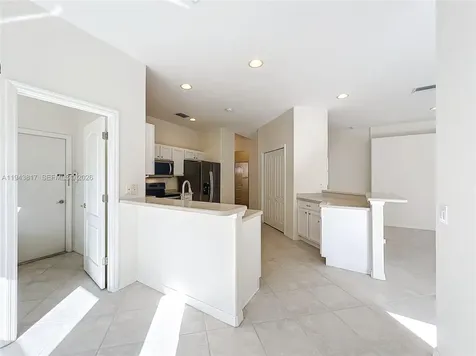 4874 Sabal Lake Sarasota FL 34238