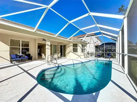 4874 Sabal Lake Sarasota FL 34238