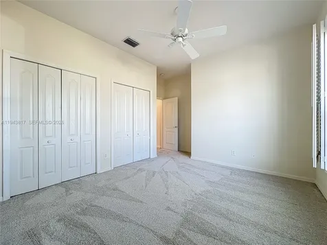 4874 Sabal Lake Sarasota FL 34238
