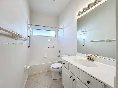 4874 Sabal Lake Sarasota FL 34238