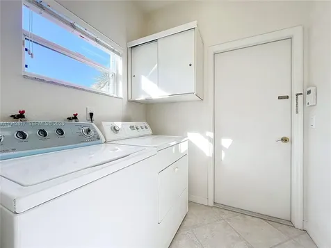 4874 Sabal Lake Sarasota FL 34238