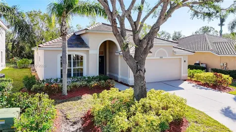 4874 Sabal Lake Sarasota FL 34238