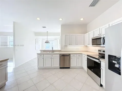 4874 Sabal Lake Sarasota FL 34238