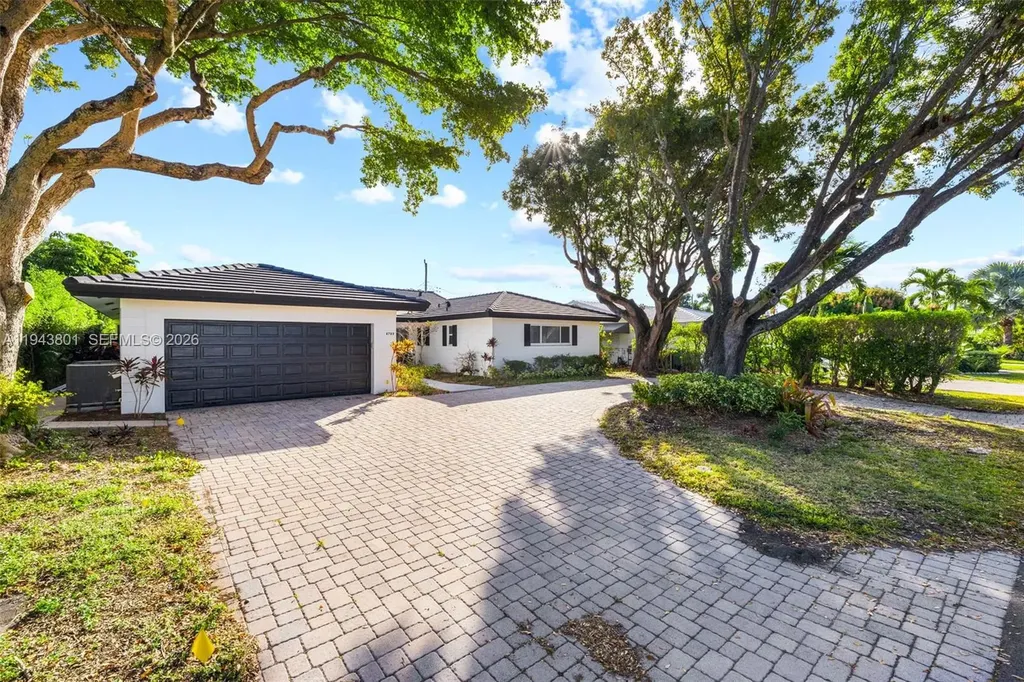 4780 NE 28th Avenue Fort Lauderdale FL 33308