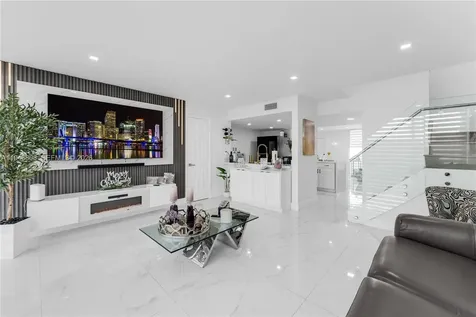 13835 SW 84th Street Miami FL 33183