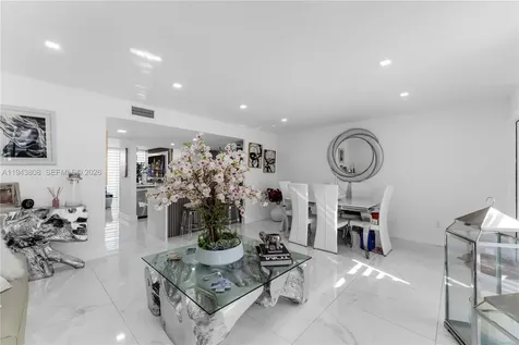 13835 SW 84th Street Miami FL 33183