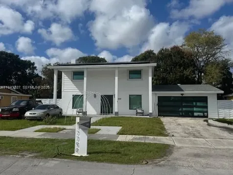 17790 SW 110th Court Miami FL 33157