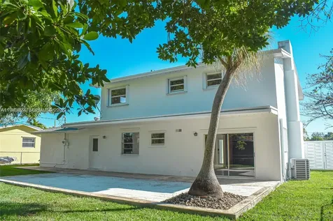 17790 SW 110th Court Miami FL 33157