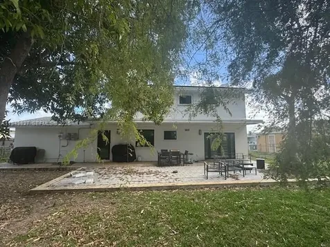 17790 SW 110th Court Miami FL 33157