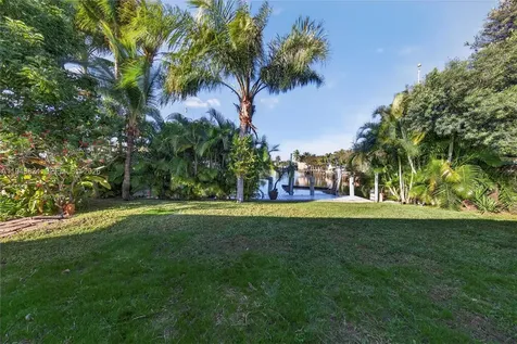371 SE 3rd Street Pompano Beach FL 33060