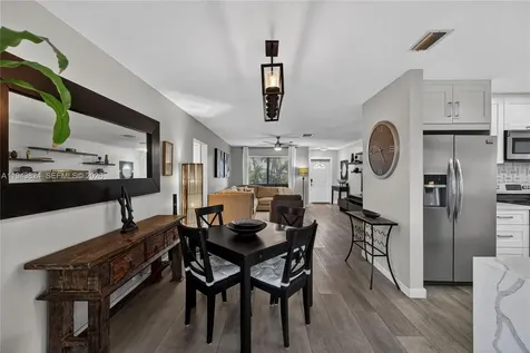 371 SE 3rd Street Pompano Beach FL 33060