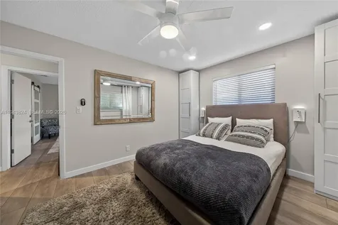 371 SE 3rd Street Pompano Beach FL 33060