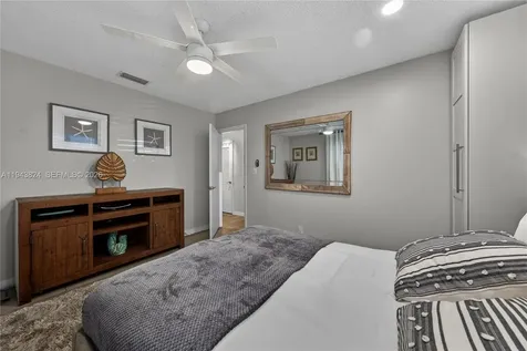 371 SE 3rd Street Pompano Beach FL 33060