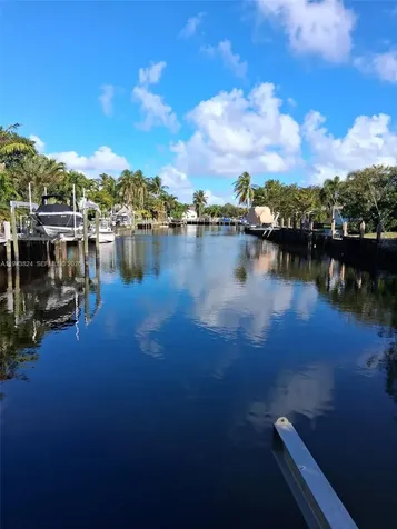 371 SE 3rd Street Pompano Beach FL 33060