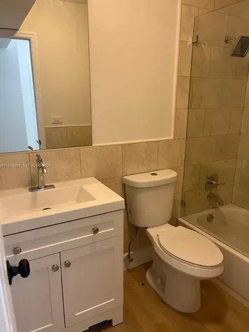 6330 SW 34th Street Miami FL 33155
