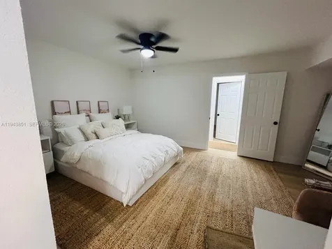 6330 SW 34th Street Miami FL 33155