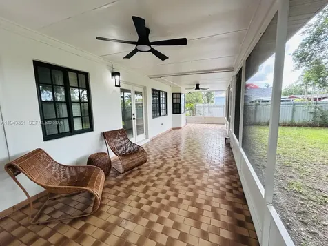 6330 SW 34th Street Miami FL 33155
