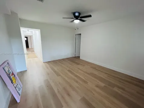 6330 SW 34th Street Miami FL 33155