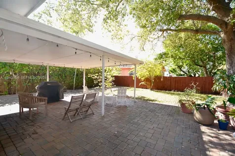5210 NW 5th Avenue Miami FL 33127