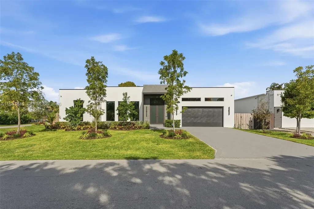 301 NE 27th Drive Fort Lauderdale FL 33334