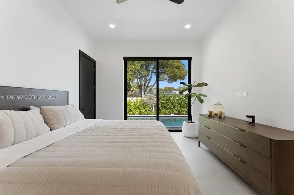 301 NE 27th Drive Fort Lauderdale FL 33334