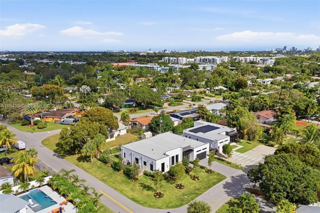 301 NE 27th Drive Fort Lauderdale FL 33334