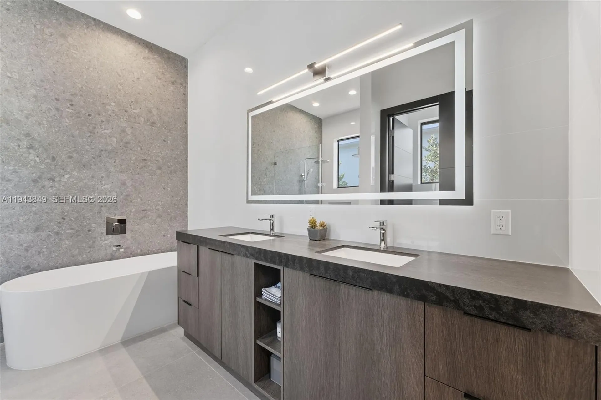 301 NE 27th Drive Fort Lauderdale FL 33334