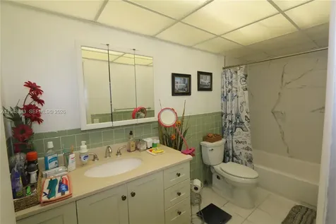 6940 NW Miami Gardens Drive Hialeah FL 33015