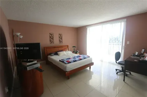 6940 NW Miami Gardens Drive Hialeah FL 33015