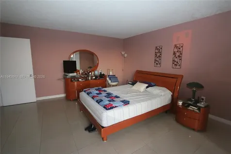 6940 NW Miami Gardens Drive Hialeah FL 33015
