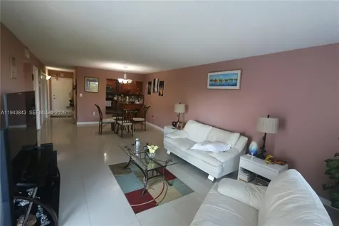 6940 NW Miami Gardens Drive Hialeah FL 33015
