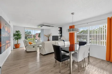 9481 Sunrise Lakes Boulevard Sunrise FL 33322