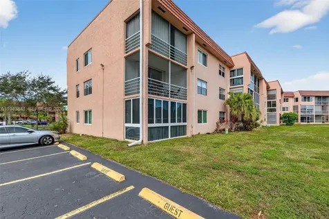 9481 Sunrise Lakes Boulevard Sunrise FL 33322