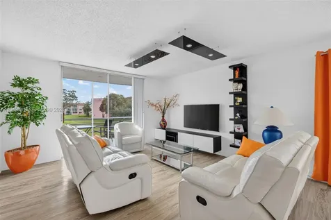 9481 Sunrise Lakes Boulevard Sunrise FL 33322