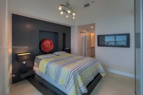 6515 Collins Avenue Miami Beach FL 33141