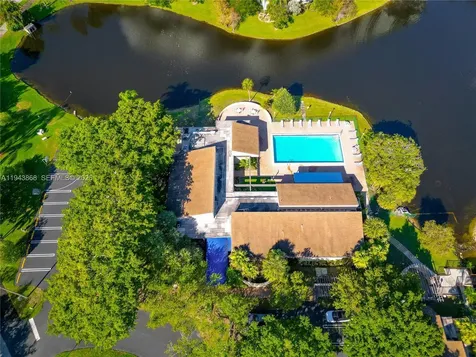2302 S Cypress Bend Drive Pompano Beach FL 33069