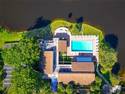 2302 S Cypress Bend Drive Pompano Beach FL 33069