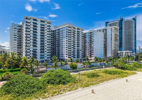 6039 Collins Avenue Miami Beach FL 33140
