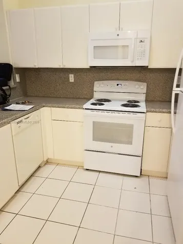 1663 SE 27th Drive Homestead FL 33035