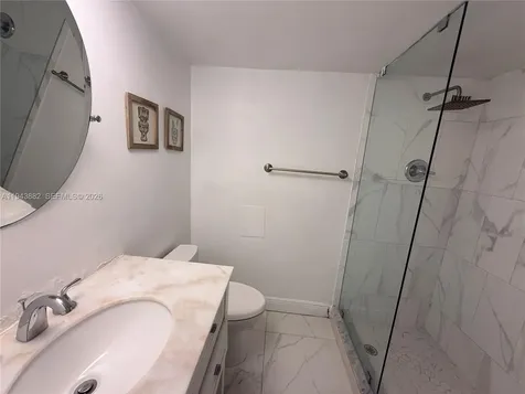 5101 Collins Avenue Miami Beach FL 33140