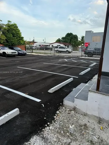 3521 E 4th Avenue Hialeah FL 33013