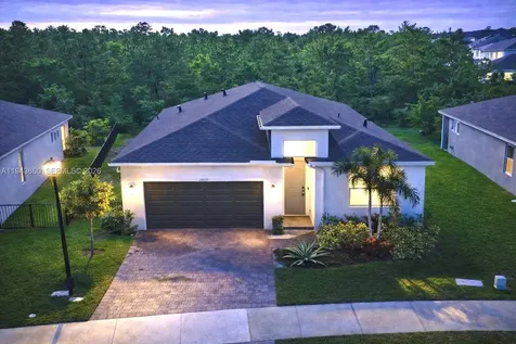 2099 NE Cedar Street Jensen Beach FL 34957